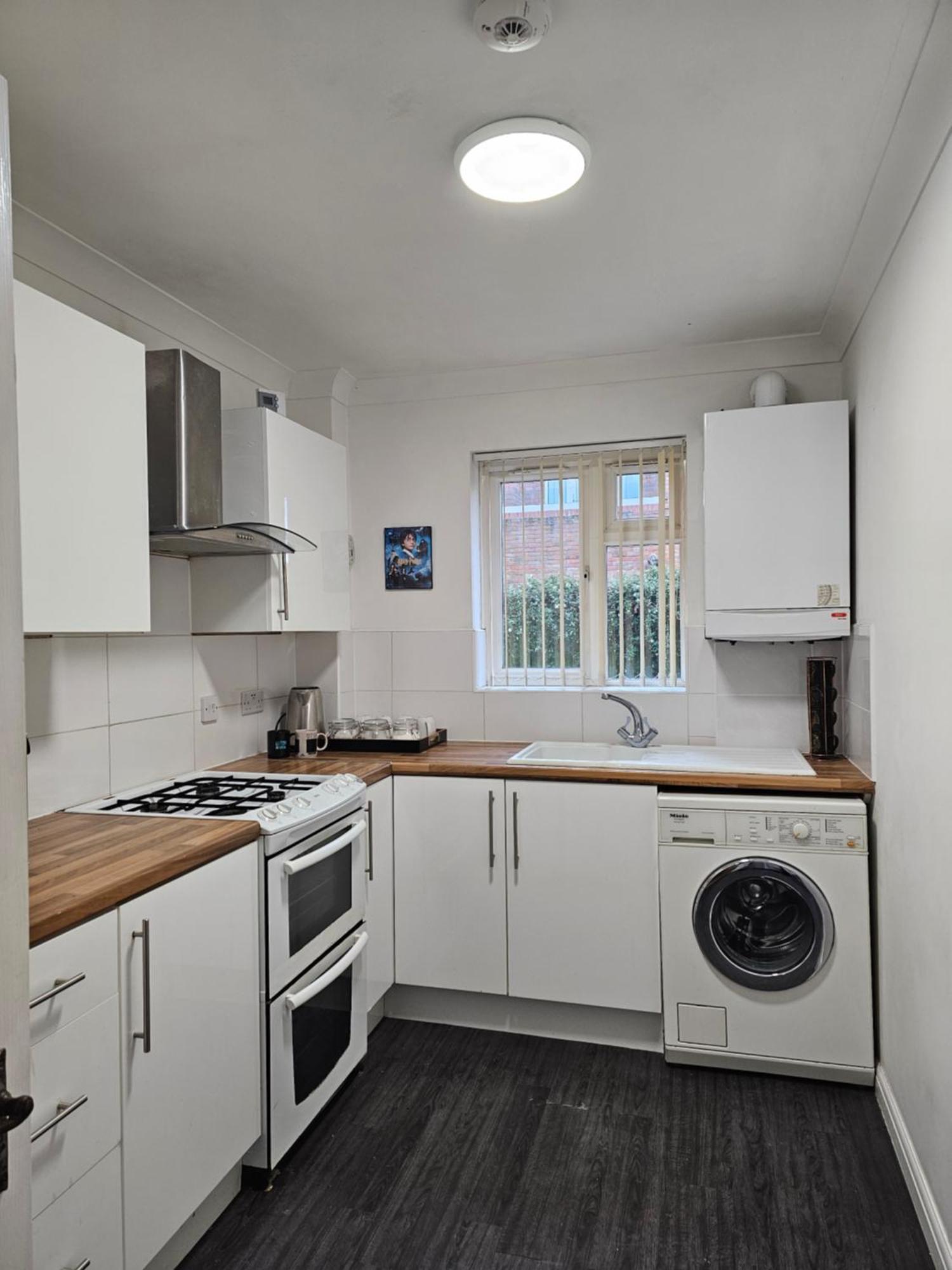 Harry Potter Hogwarts Apartment Watford  Exteriér fotografie